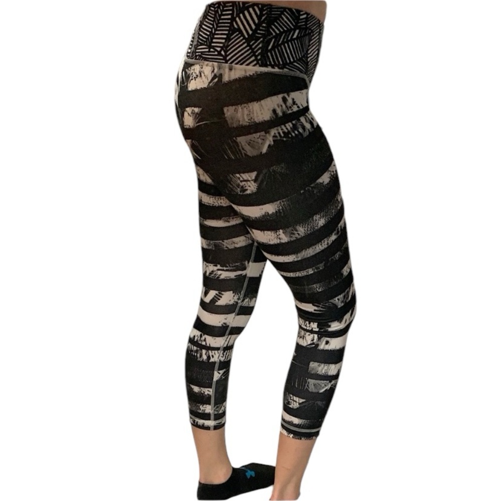 lululemon athletics wunder under cropped leggings